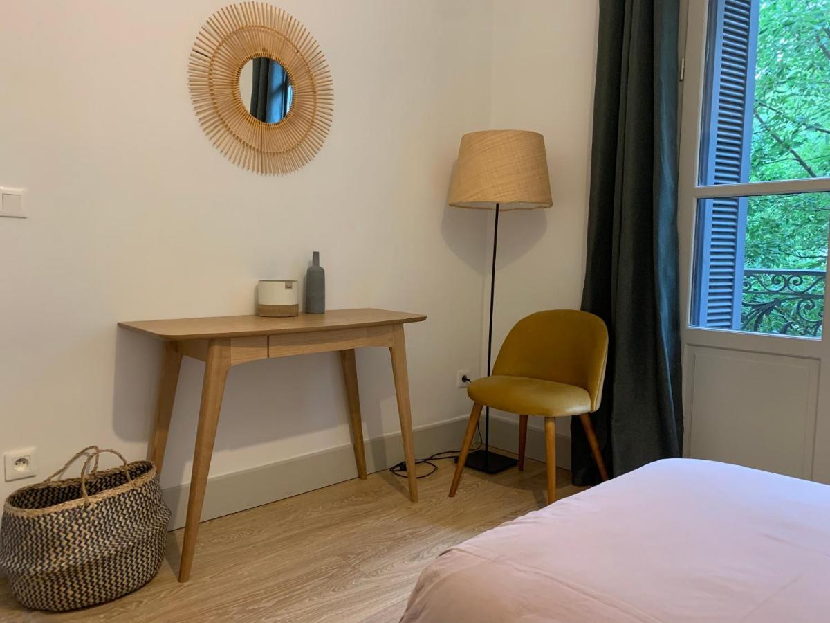 Nimes , Appartement Renove Dans Immeuble Classe. Zewnętrze zdjęcie