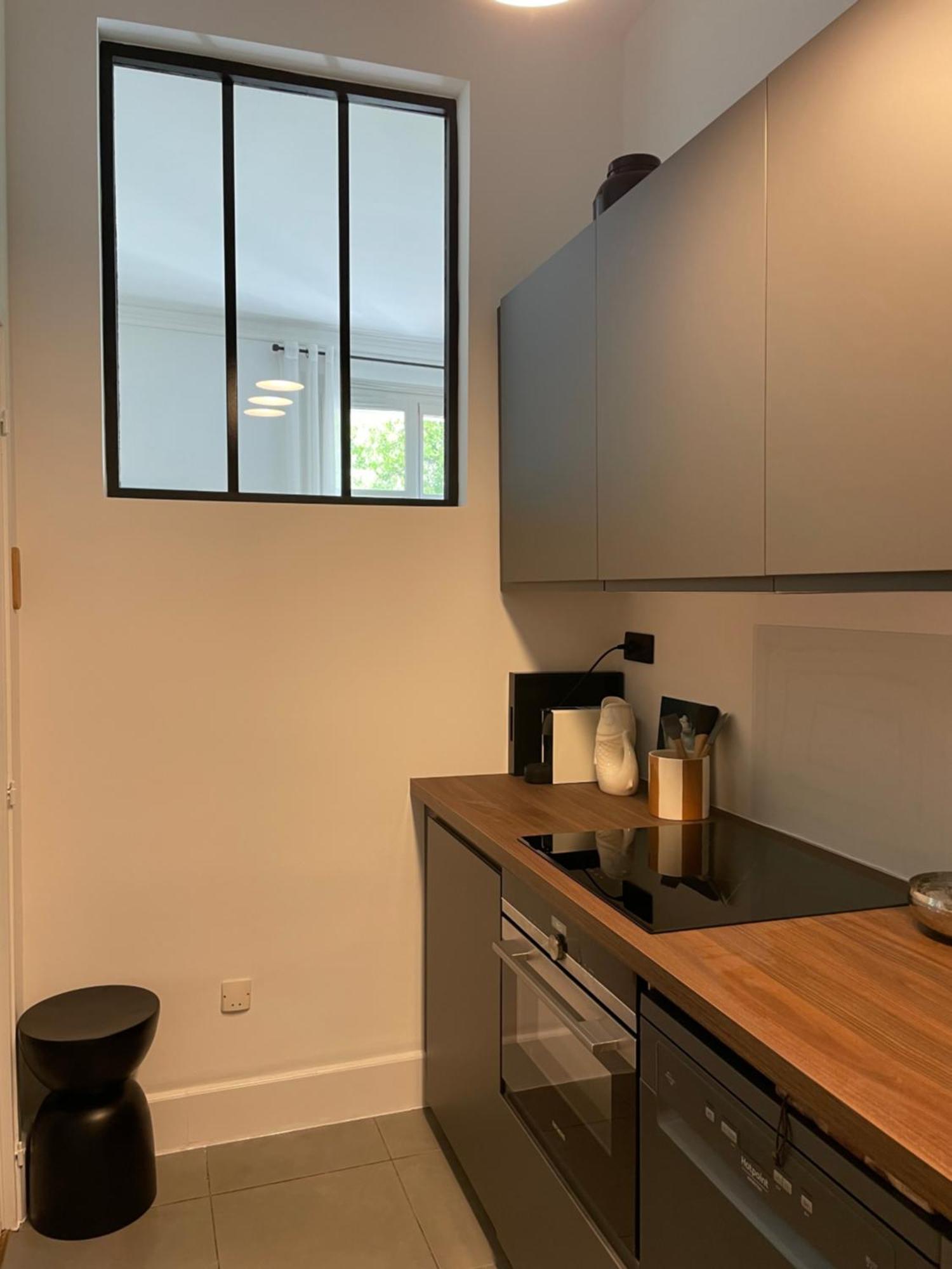 Nimes , Appartement Renove Dans Immeuble Classe. Zewnętrze zdjęcie