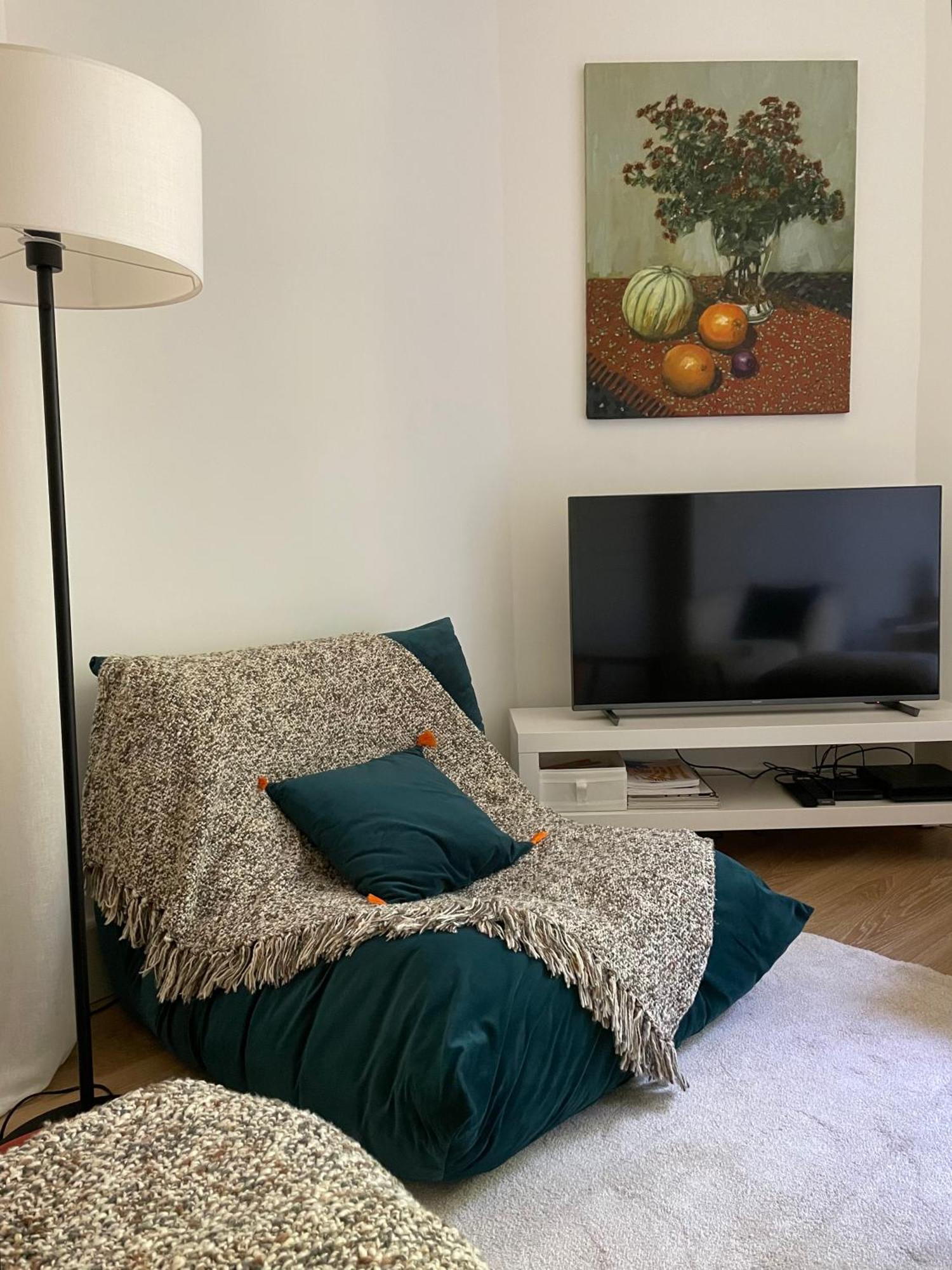 Nimes , Appartement Renove Dans Immeuble Classe. Zewnętrze zdjęcie